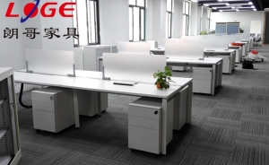 如何預(yù)防辦公家具出現(xiàn)掉漆開裂呢？