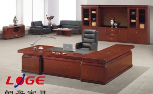 為實(shí)木辦公家具打蠟保養(yǎng)時(shí)需注意哪些要點(diǎn)？